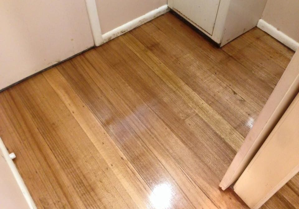 timber floor polisher